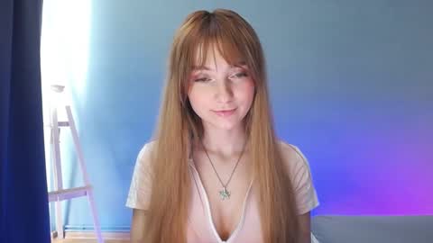 Snapshot of luciacam20 chatting on January 20, 2025, 10:18 am Lucy online show from January 20, 2025, 10:18 am