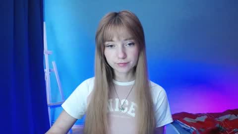 Snapshot of luciacam20 chatting on January 21, 2025, 7:15 am Lucy online show from January 21, 2025, 7:15 am