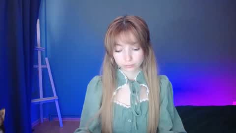 Snapshot of luciacam20 chatting on February 12, 2025, 6:19 am Lucy online show from February 12, 2025, 6:19 am