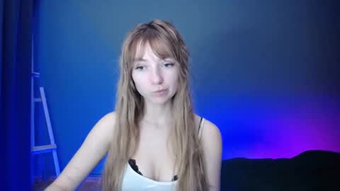 Snapshot of luciacam20 chatting on February 12, 2025, 7:24 pm Lucy online show from February 12, 2025, 7:24 pm