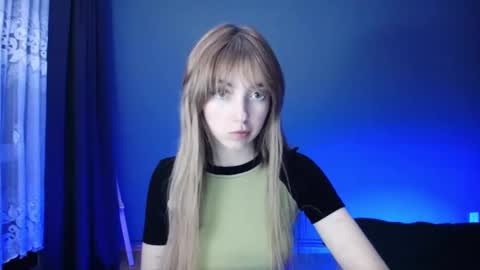 Snapshot of luciacam20 chatting on February 26, 2025, 7:27 pm Lucy online show from February 26, 2025, 7:27 pm