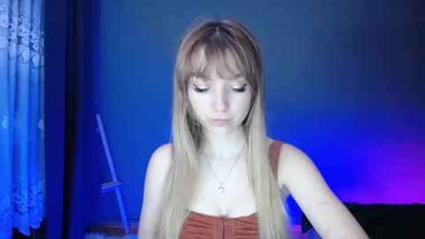 Snapshot of luciacam20 chatting on March 5, 2025, 7:27 pm Lucy online show from March 5, 2025, 7:27 pm