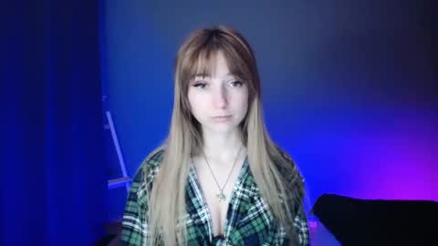 Snapshot of luciacam20 chatting on March 10, 2025, 7:50 pm Lucy online show from March 10, 2025, 7:50 pm