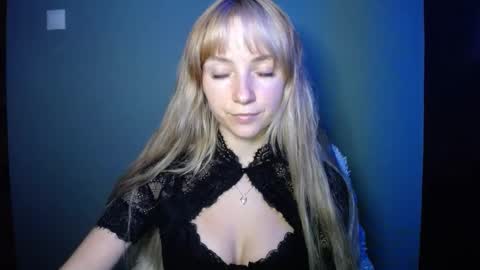 Snapshot of luciacam20 chatting on September 26, 2025, 8:02 pm Lucy online show from September 26, 2025, 8:02 pm