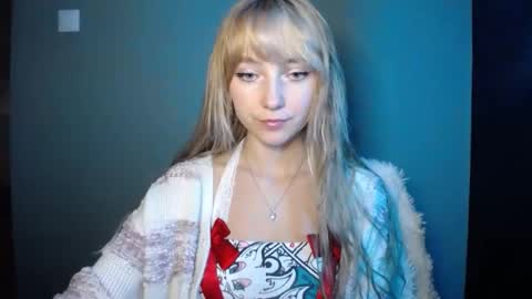 Snapshot of luciacam20 chatting on October 4, 2025, 6:28 pm Lucy online show from October 4, 2025, 6:28 pm