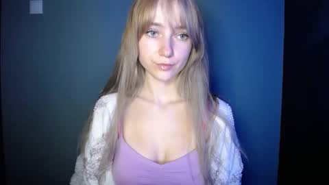 Snapshot of luciacam20 chatting on October 15, 2025, 6:41 pm Lucy online show from October 15, 2025, 6:41 pm