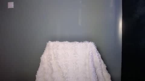 Snapshot of luciacam20 chatting on November 7, 2025, 7:41 am Lucy online show from November 7, 2025, 7:41 am