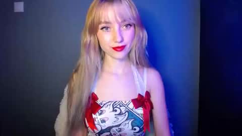 Snapshot of luciacam20 chatting on November 13, 2025, 7:57 pm Lucy online show from November 13, 2025, 7:57 pm