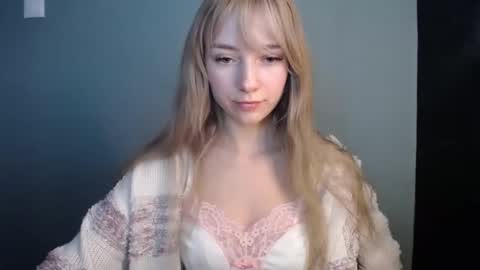 Snapshot of luciacam20 chatting on January 14, 2026, 7:58 am Lucy online show from January 14, 2026, 7:58 am