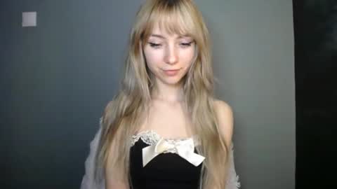 Snapshot of luciacam20 chatting on February 1, 2026, 7:56 pm Lucy online show from February 1, 2026, 7:56 pm