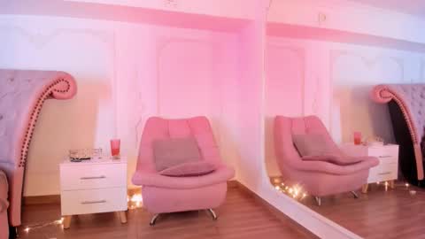 Luciana online show from October 30, 2025, 9:15 pm