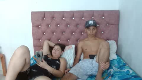 luciana_rober online show from February 11, 2026, 9:42 pm