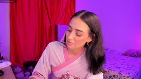 Snapshot of lucianacarter chatting on December 18, 2025, 8:20 am online show from December 18, 2025, 8:20 am