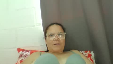 lucianamaster online show from October 29, 2025, 3:58 pm