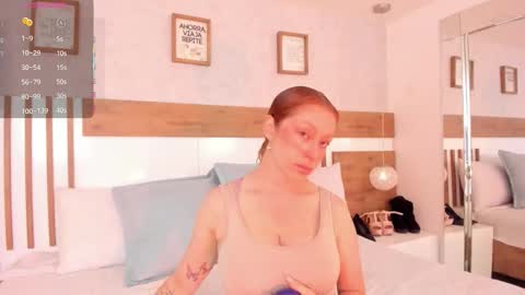 Luciana online show from October 21, 2025, 12:39 pm