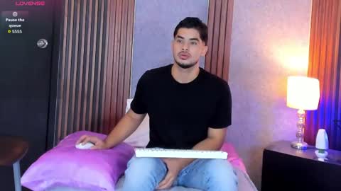 Snapshot of luciano_vitale_ chatting on June 30, 2026, 12:06 pm Luciano online show from June 30, 2026, 12:06 pm