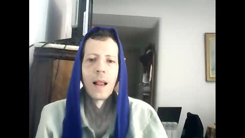 Luciano online show from November 1, 2025, 1:35 pm