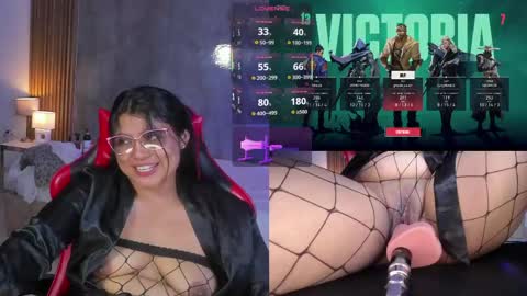 Snapshot of luciareid chatting on May 6, 2026, 5:07 pm Lucia online show from May 6, 2026, 5:07 pm