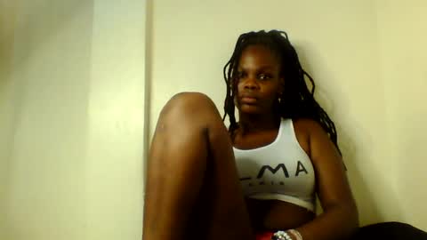 Snapshot of luciaresa chatting on July 23, 2026, 1:52 am luciaresa online show from July 23, 2026, 1:52 am
