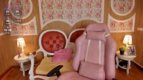 Call Me Lucie ONLINE GTM -5 7001400 online show from December 19, 2025, 12:12 pm