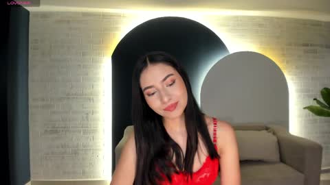 Lucie Martin online show from March 29, 2026, 11:32 am