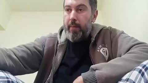 Snapshot of lucifergotharder chatting on December 10, 2024, 9:44 am Lucifergotharder online show from December 10, 2024, 9:44 am