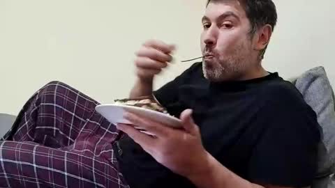 Snapshot of lucifergotharder chatting on January 1, 2025, 10:56 pm Lucifergotharder online show from January 1, 2025, 10:56 pm