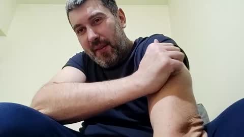 Snapshot of lucifergotharder chatting on January 25, 2025, 5:40 pm Lucifergotharder online show from January 25, 2025, 5:40 pm