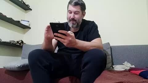 Snapshot of lucifergotharder chatting on February 23, 2025, 11:36 pm Lucifergotharder online show from February 23, 2025, 11:36 pm