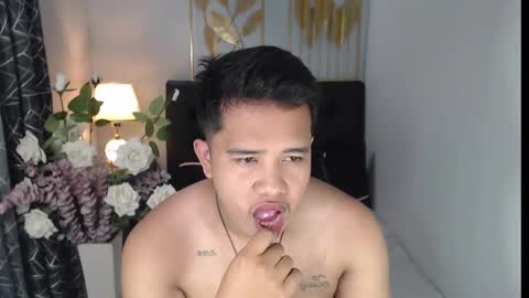 Snapshot of luciferhotcum chatting on February 8, 2025, 8:10 pm Luciferhotcum online show from February 8, 2025, 8:10 pm