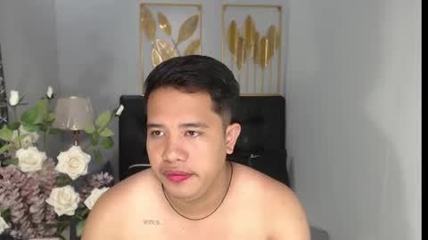 Snapshot of luciferhotcum chatting on February 10, 2025, 1:55 pm Luciferhotcum online show from February 10, 2025, 1:55 pm