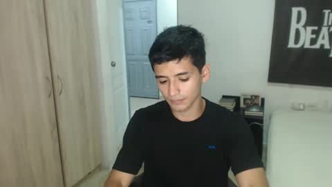 Snapshot of lucifferr_ chatting on February 11, 2025, 2:14 am leonel online show from February 11, 2025, 2:14 am