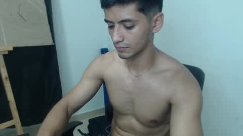 Snapshot of lucifferr_ chatting on March 1, 2025, 3:43 am leonel online show from March 1, 2025, 3:43 am