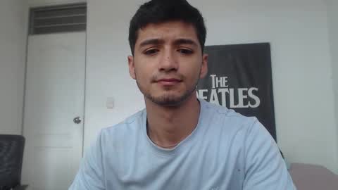 Snapshot of lucifferr_ chatting on March 7, 2025, 6:11 pm leonel online show from March 7, 2025, 6:11 pm