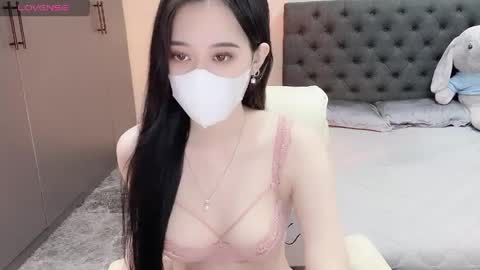 Snapshot of lucii04 chatting on May 18, 2026, 3:51 pm lucii04 online show from May 18, 2026, 3:51 pm