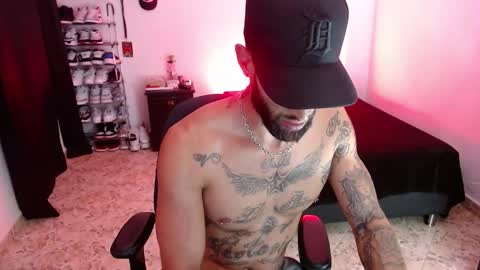 luciifer_hills online show from December 3, 2024, 10:18 pm