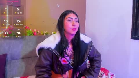 LUCY CORREA online show from July 30, 2026, 4:11 am