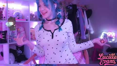 Snapshot of lucille_evans chatting on January 31, 2025, 4:14 am Lucy UwU online show from January 31, 2025, 4:14 am