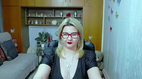 Lucille Fenly online show from March 11, 2026, 10:38 pm