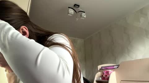 Snapshot of lucindascercy chatting on June 30, 2026, 6:14 am Maya online show from June 30, 2026, 6:14 am