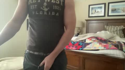 Snapshot of luckboy698 chatting on November 17, 2025, 4:24 pm luckboy698 online show from November 17, 2025, 4:24 pm