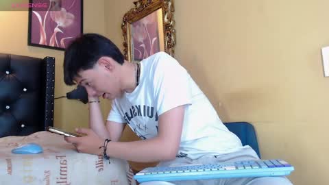 Snapshot of luckk_ chatting on April 4, 2026, 5:06 am luckk_ online show from April 4, 2026, 5:06 am