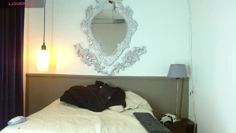 Snapshot of luckk_ chatting on April 11, 2026, 7:45 am luckk_ online show from April 11, 2026, 7:45 am