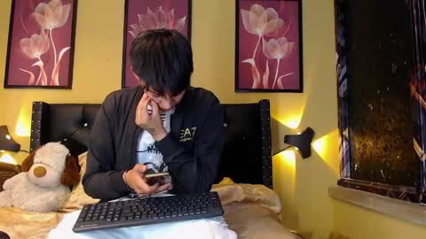 Snapshot of luckk_ chatting on April 21, 2026, 7:03 am luckk_ online show from April 21, 2026, 7:03 am