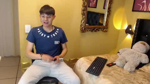 Snapshot of luckk_ chatting on April 28, 2026, 4:50 am luckk_ online show from April 28, 2026, 4:50 am