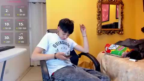 luckk_ online show from June 11, 2026, 5:49 am