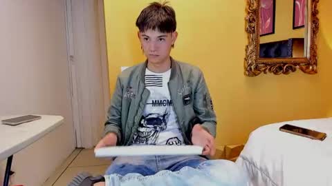 luckk_ online show from July 12, 2026, 10:56 pm
