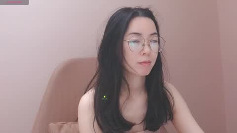 Snapshot of luckrose chatting on April 3, 2026, 1:36 am Jinn online show from April 3, 2026, 1:36 am