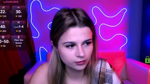 Mila Sweetheart online show from March 29, 2026, 7:36 pm