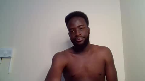 Snapshot of luckycharly chatting on October 5, 2025, 4:38 pm MASTER  DOM online show from October 5, 2025, 4:38 pm